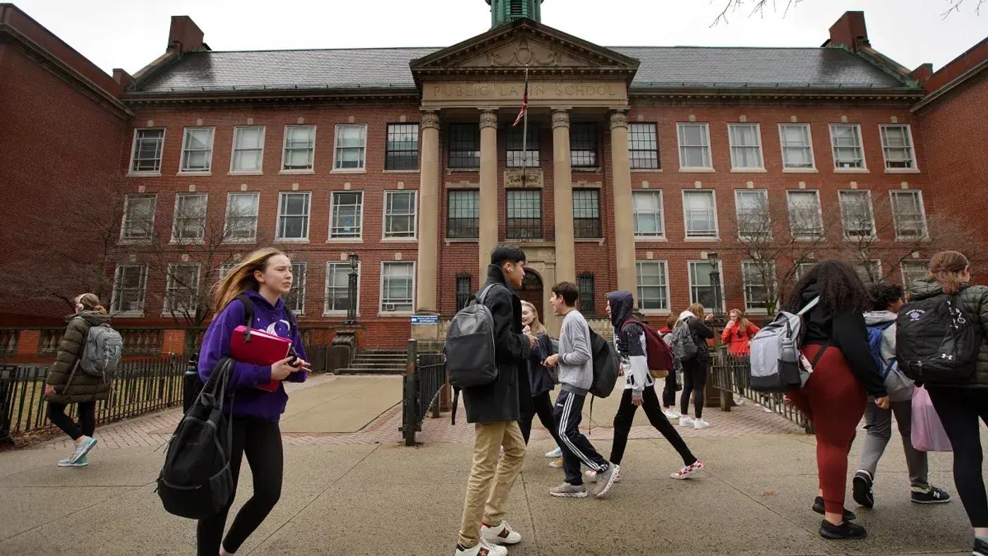 Massachusetts Schools UMG
