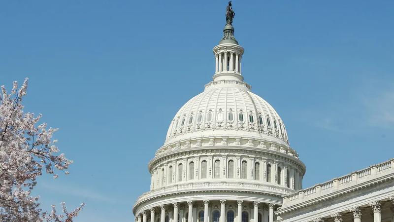 Lawmakers UMG