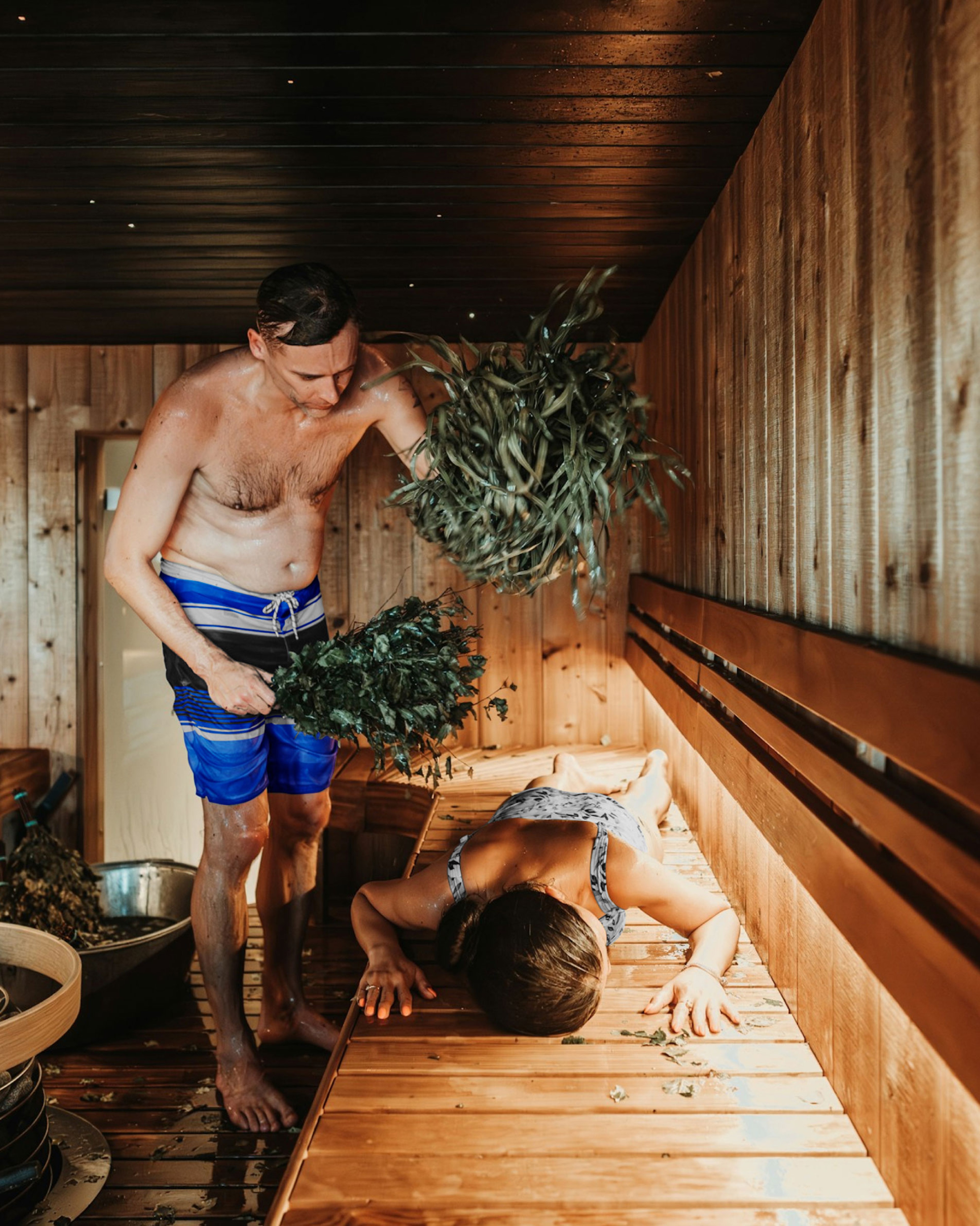 EBE_Estonians_Relaxing_Business in sauna