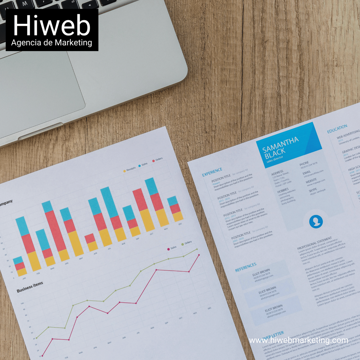 Documentos con gráficos y tablas de análisis de negocio sobre una mesa de madera, incluyendo reportes de desempeño y CV, representando análisis de datos y planificación profesional. Hiweb Agencia de Marketing.