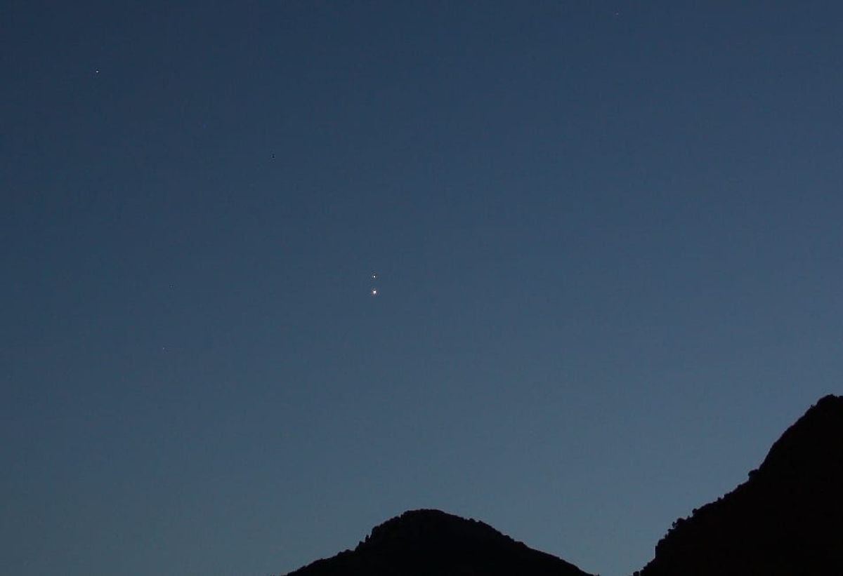 Fotografía de la actividad: Máximo acercamiento entre Venus y Júpiter