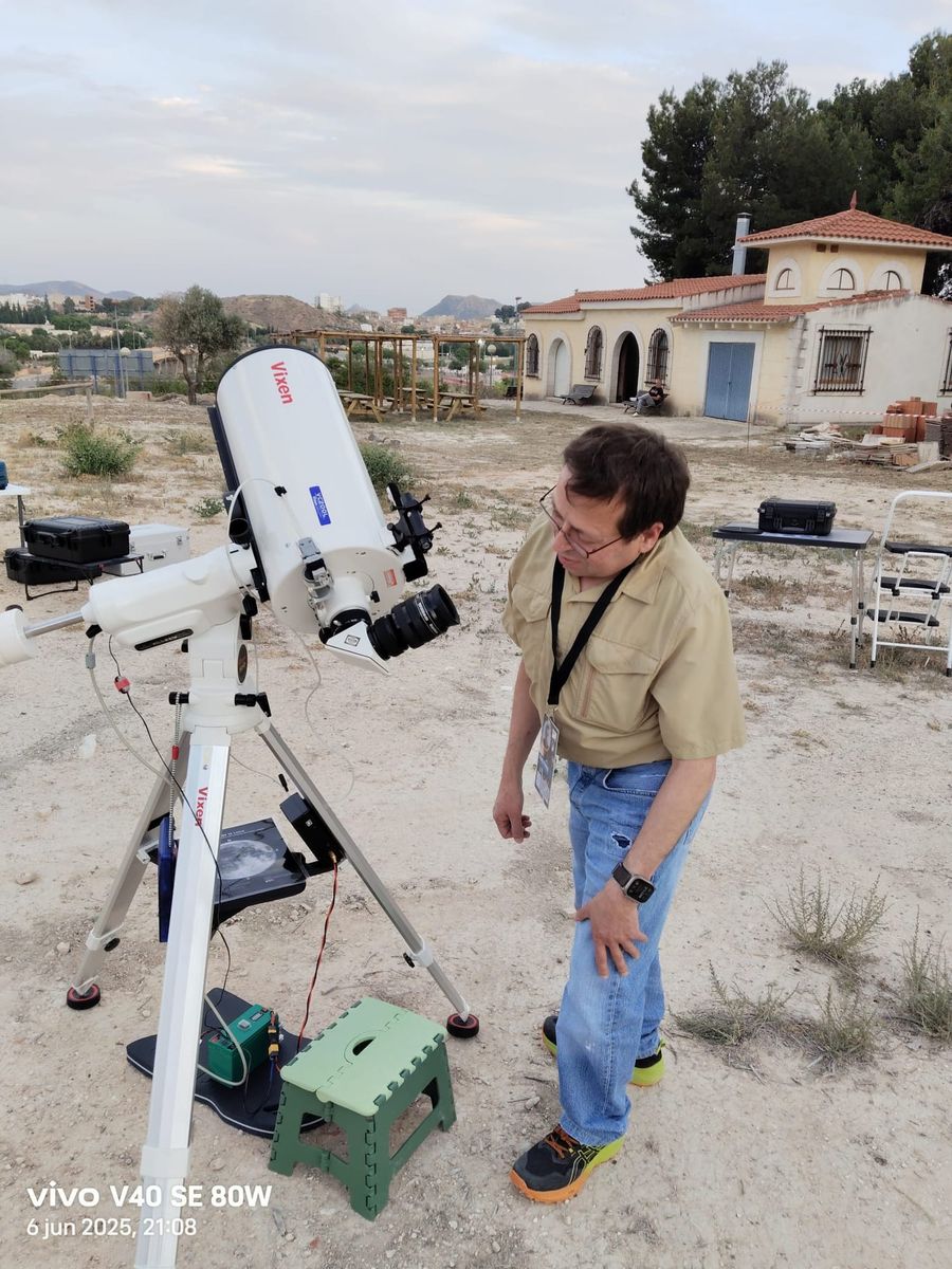 Fotografía de la actividad: ¡Una noche mágica observando la luna! (15)
