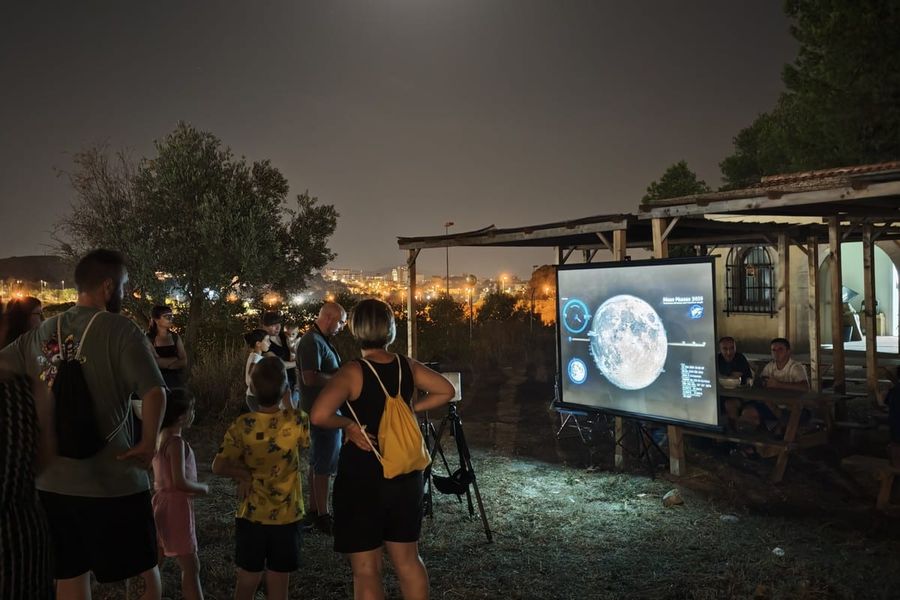 Fotografía de la actividad: Una cena bajo las estrellas en la Casa Colorá de Elda (10)