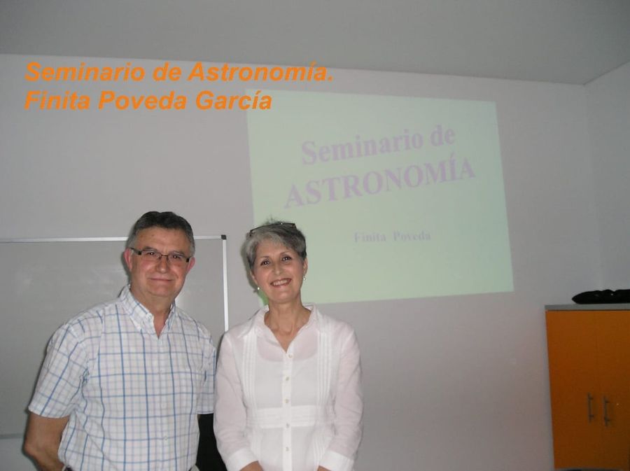 Fotografía de la actividad: Seminario de Astronomía. (1)