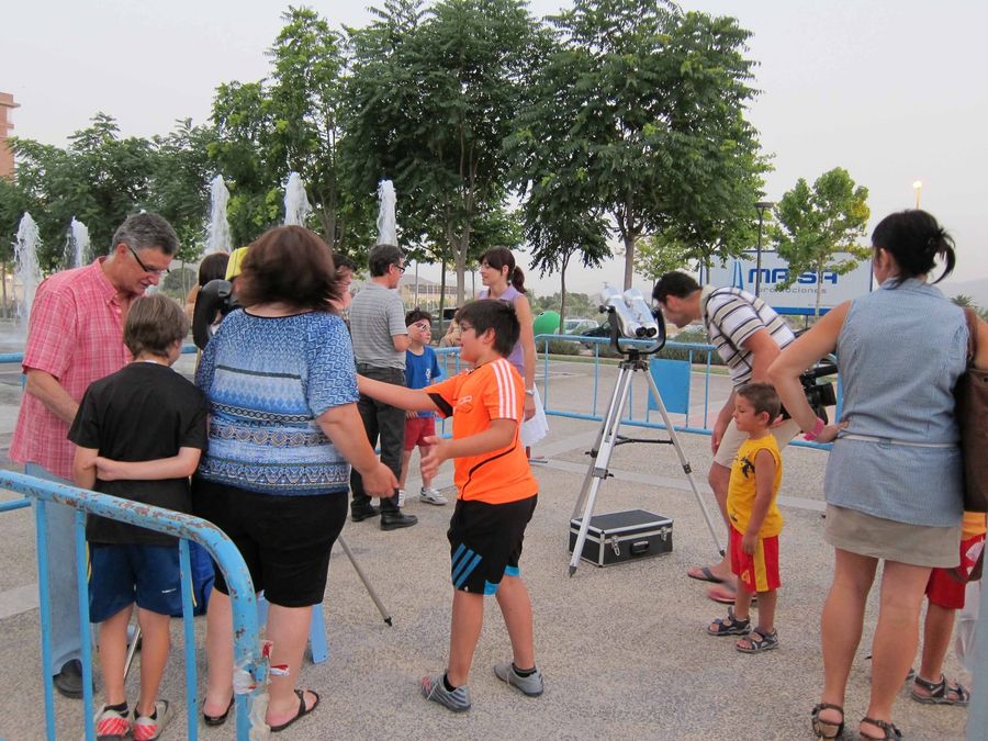 Fotografía de la actividad: Observación Popular en la Avda. de Ronda (3)