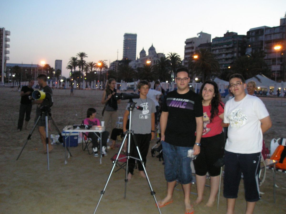 Fotografía de la actividad: Observación del Eclipse total de Luna del 15 de Junio de 2011