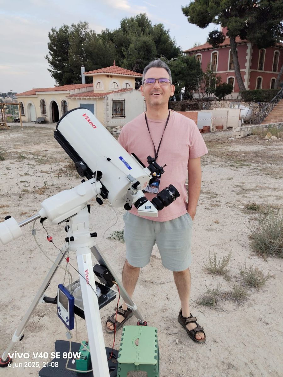 Fotografía de la actividad: ¡Una noche mágica observando la luna! (11)