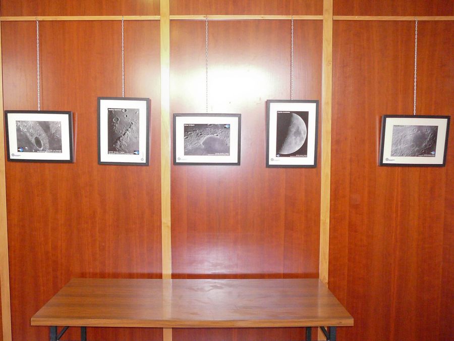 Fotografía de la actividad: Exposición: Perito en Lunas (6)