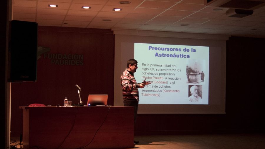 Fotografía de la actividad: Charla. La exploración espacial (6)
