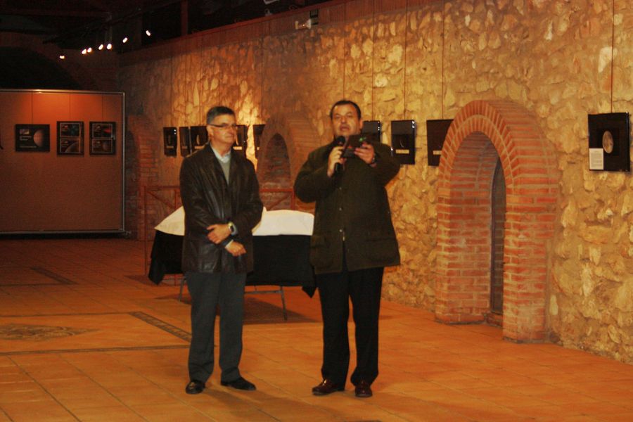 Fotografía de la actividad: Inauguración de la Exposición “Fotos de un Ciclo Lunar” (1)