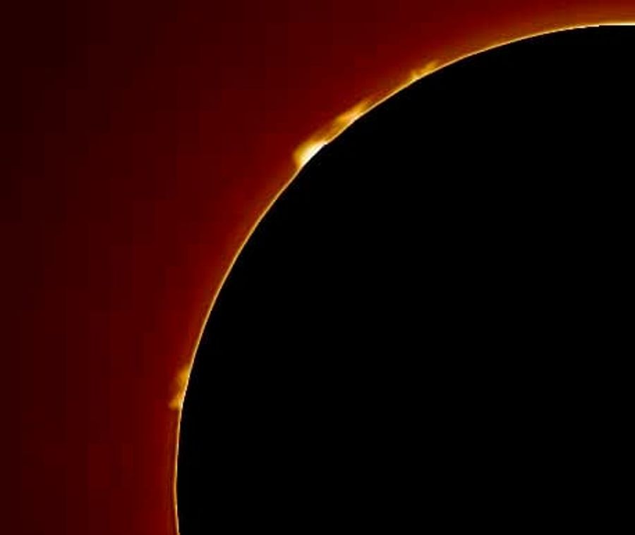 Fotografía de la actividad: OBSERVACIÓN DE LA ACTIVIDAD SOLAR (2)