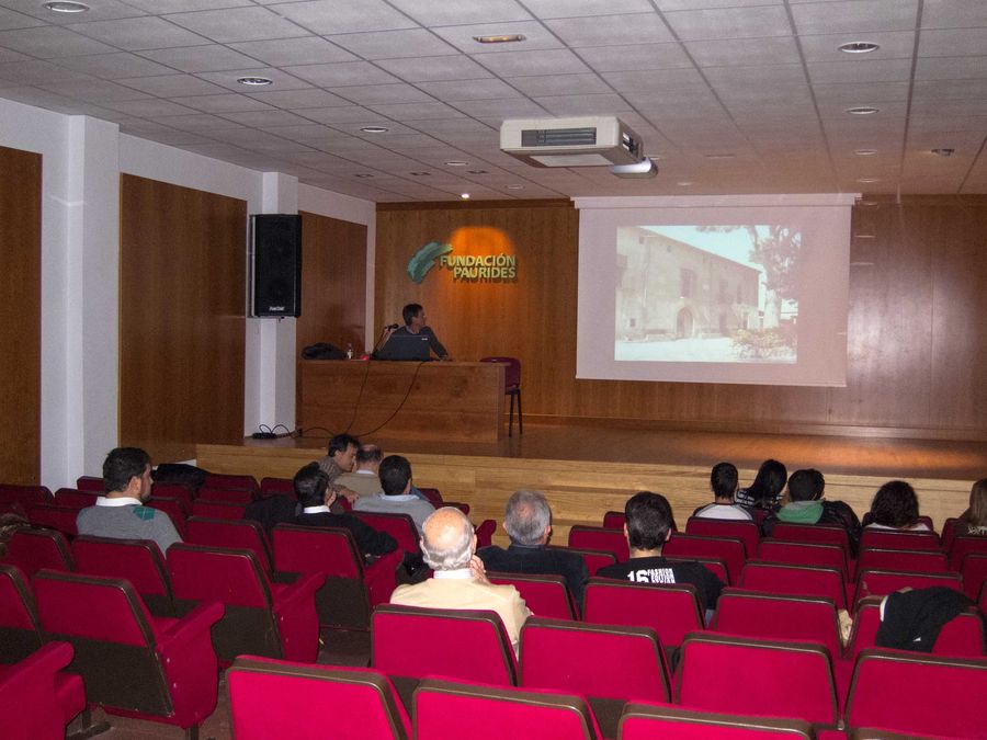 Fotografía de la actividad: Charla Jorge Juan y la Astronomía en España (2)