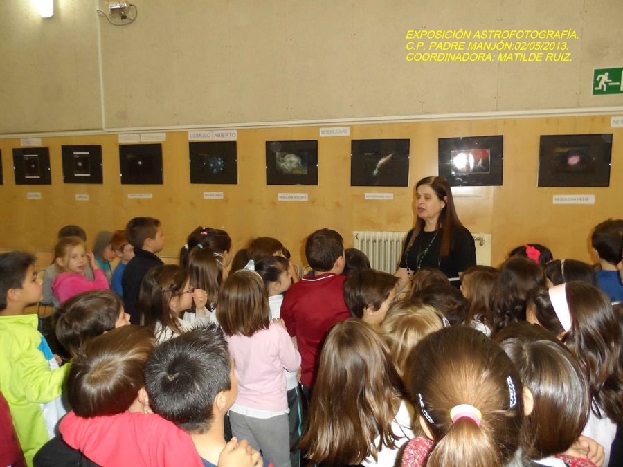 Fotografía de la actividad: Exposición Descubre las Maravillas del Universo en Padre Manjón (1)