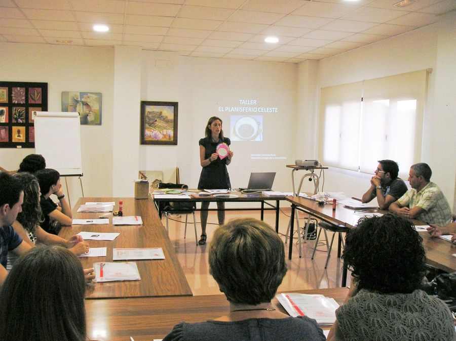 Fotografía de la actividad: IV Curso de Astronomía Educativa (1)