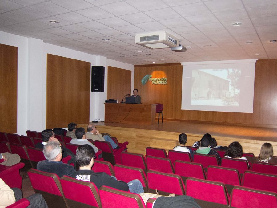 Fotografía de la actividad: Charla Jorge Juan y la Astronomía en España (4)