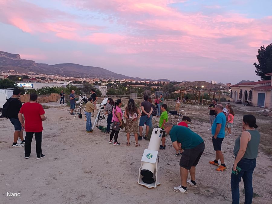 Fotografía de la actividad: ¡Una noche mágica observando la luna! (7)