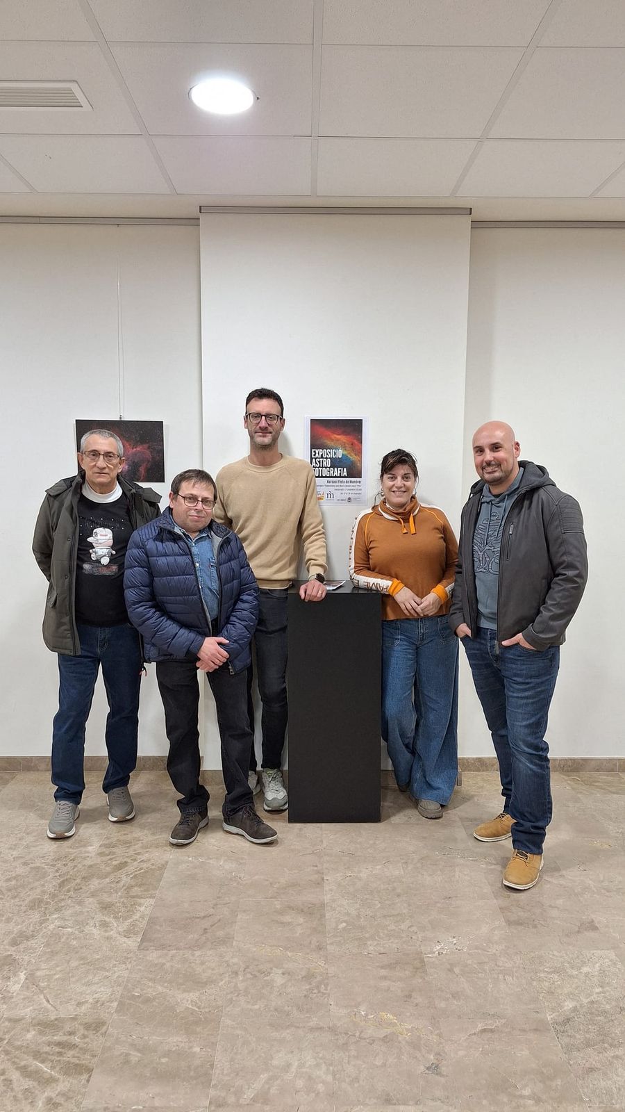 Fotografía de la actividad: Monóvar abre su cielo con la primera exposición de ASTROFOTOGRAFÍA (5)
