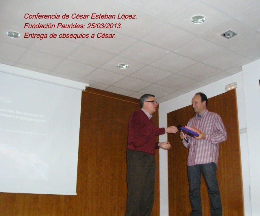 Fotografía de la actividad: Conferencia magistral oxigeno y vida cesar esteban (2)