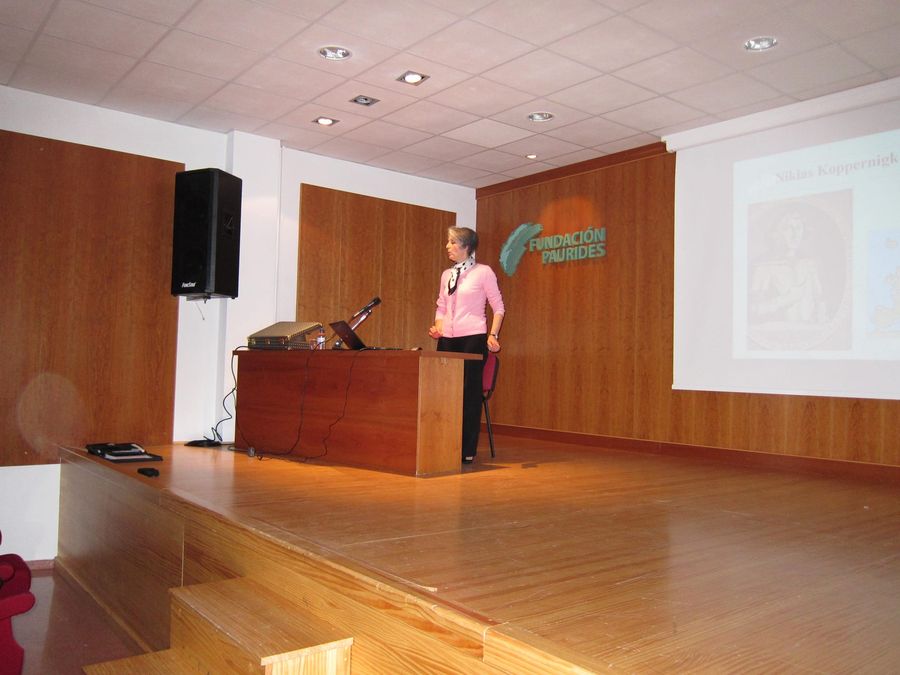 Fotografía de la actividad: Charla. Copérnico y Alejandría (2)