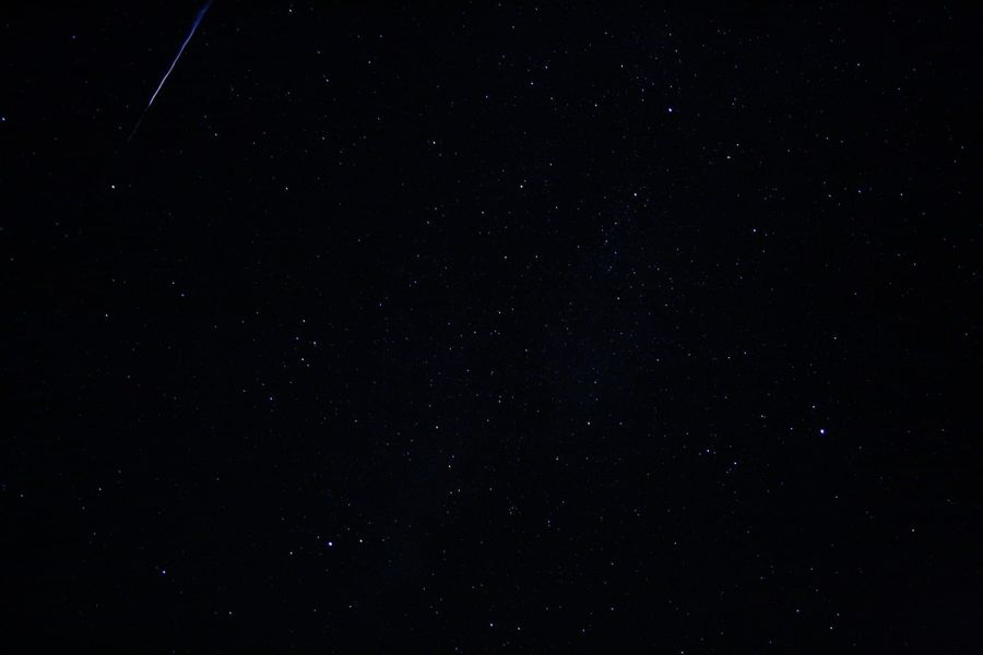 Fotografía de la actividad: Los Amigos de la Astronomía reúnen a más de 100 personas para observar las Perseidas. (2)