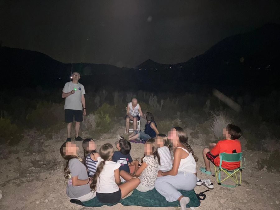Paseo bajo las estrellas en la urbanización Maigmó de Tibi 2026
