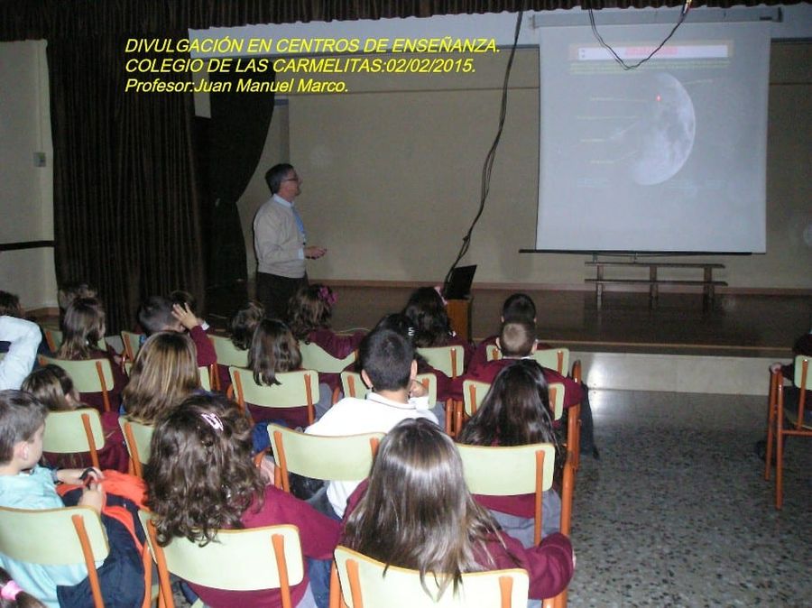 Fotografía de la actividad: Divulgación en Centros de Enseñanza. Colegio de las Carmelitas (1)