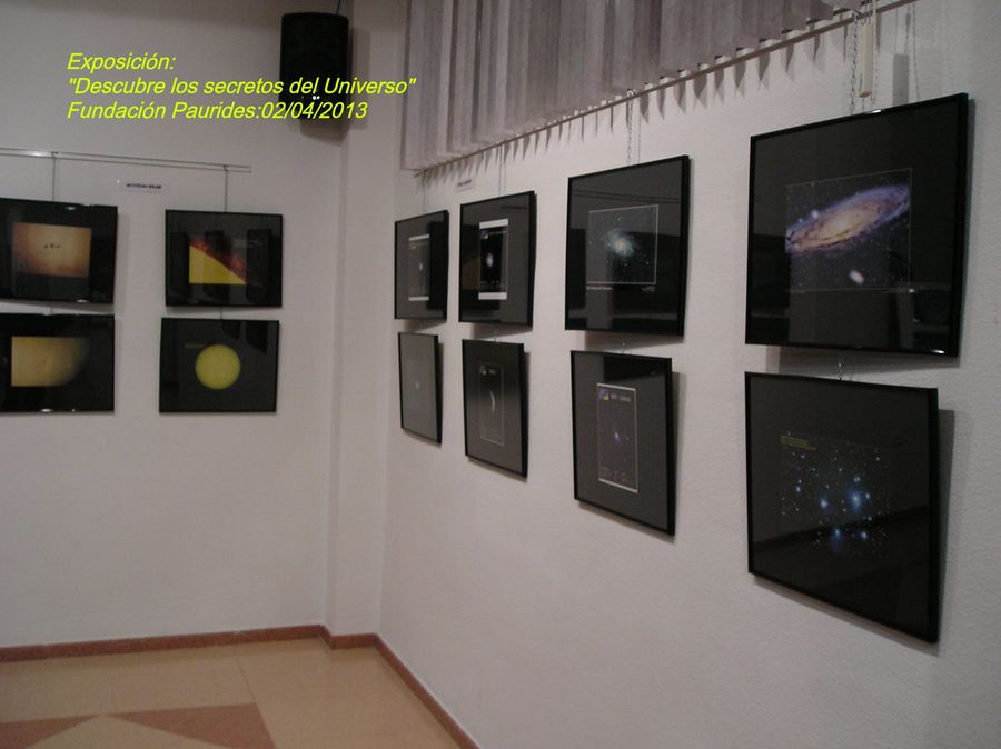 Fotografía de la actividad: Exposición Descubre las Maravillas del Universo (1)