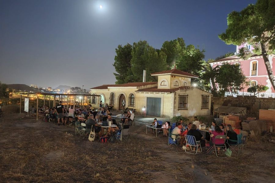 Fotografía de la actividad: Una cena bajo las estrellas en la Casa Colorá de Elda (5)