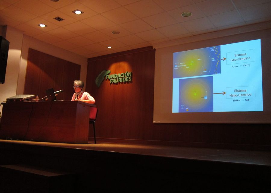 Fotografía de la actividad: Charla. Copérnico y Alejandría (7)