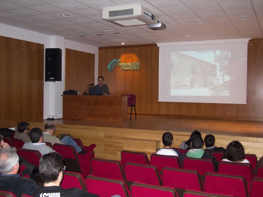 Fotografía de la actividad: Charla Jorge Juan y la Astronomía en España (3)