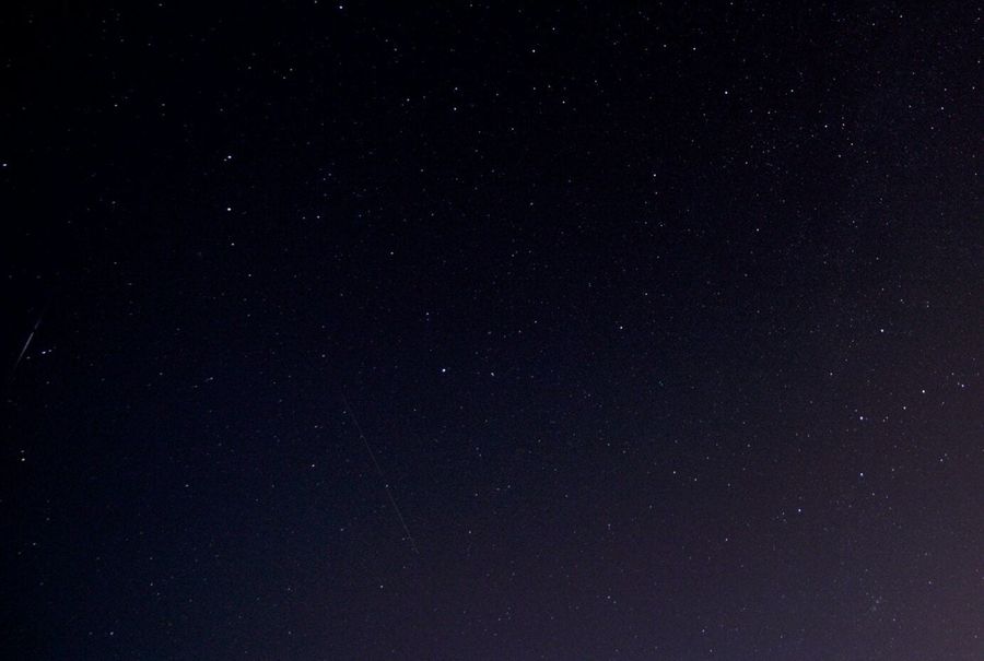 Fotografía de la actividad: Los Amigos de la Astronomía reúnen a más de 100 personas para observar las Perseidas. (4)