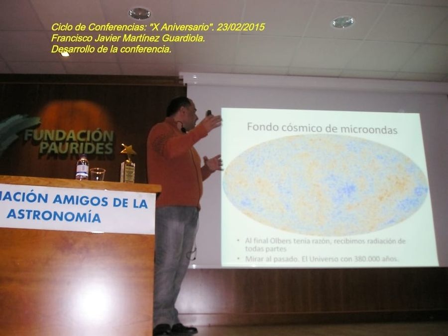 Fotografía de la actividad: Conferencia: "Cosmología de ayer y Hoy", por Francisco Javier Martínez Guardiola. (4)