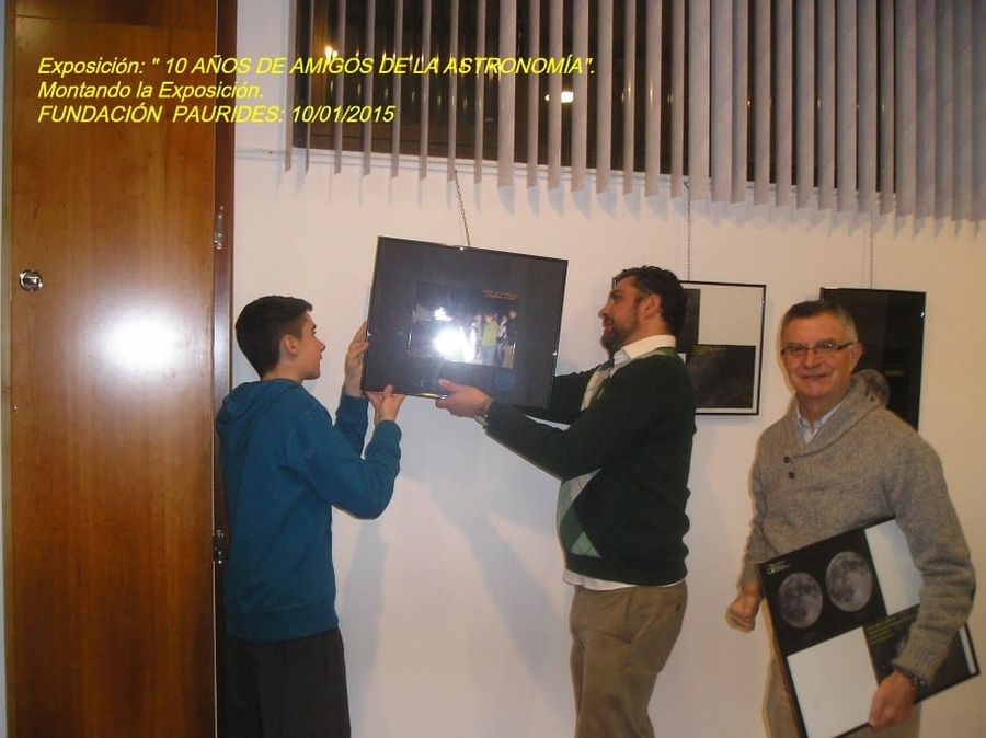 Fotografía de la actividad: Exposición: "10 años de Amigos de la Astronomía". (1)