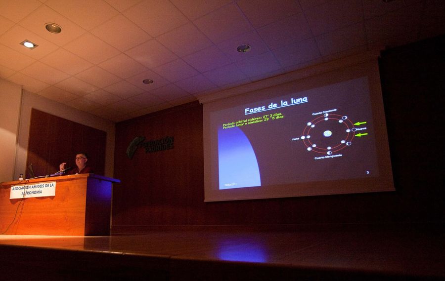 Fotografía de la actividad: Exposición Ciclo Lunar (7)