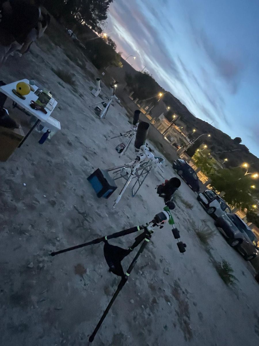 Fotografía de la actividad: ¡Una noche mágica observando la luna! (2)
