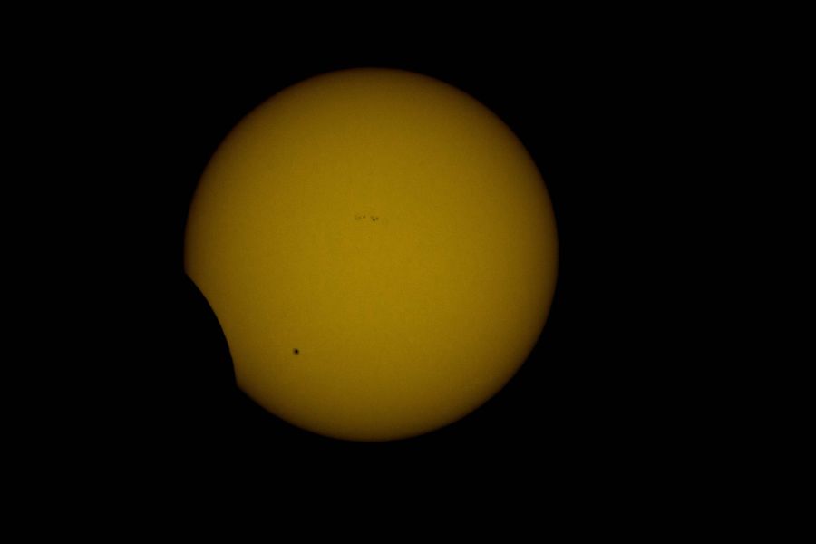 Fotografía de la actividad: Eclipse Solar parcial del día 4 de enero (4)