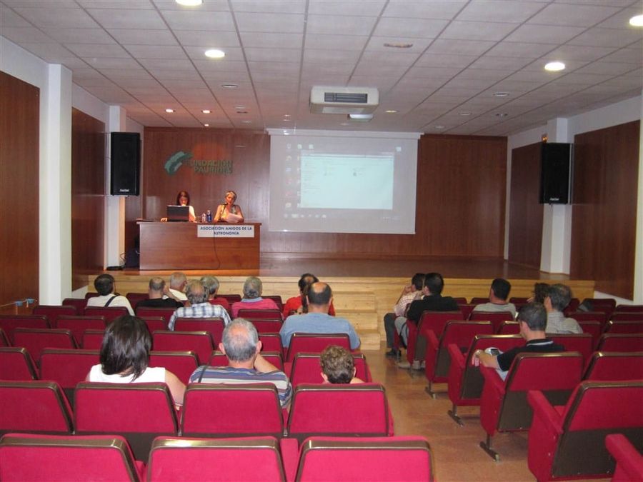 Fotografía de la actividad: Talle de Astrofotografía impartido por Marta Dueñas en la Fundación Paurides (2)