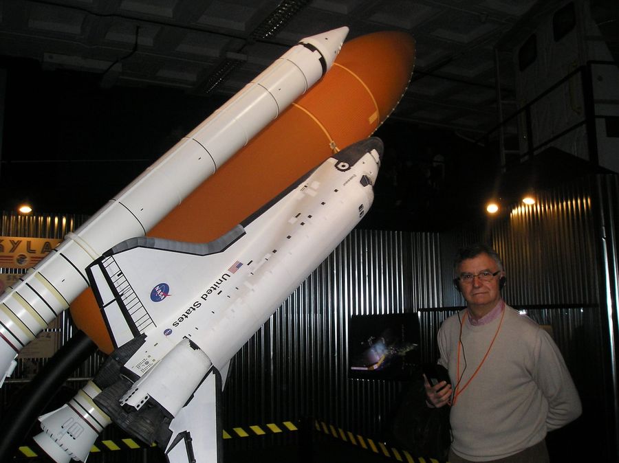 Fotografía de la actividad: Exposición de la NASA (3)