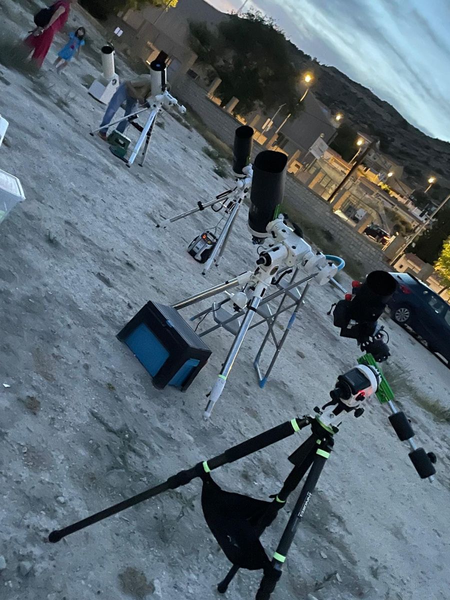 Fotografía de la actividad: ¡Una noche mágica observando la luna! (1)