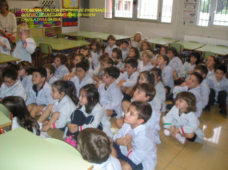 Fotografía de la actividad: Divulgación en Centros de Enseñanza. COLEGIO DE LAS CARMELITAS DE ELDA (2)