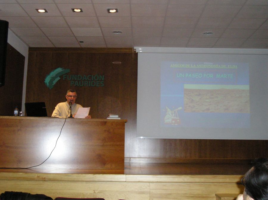 Fotografía de la actividad: Charla. Un paseo por Marte (1)