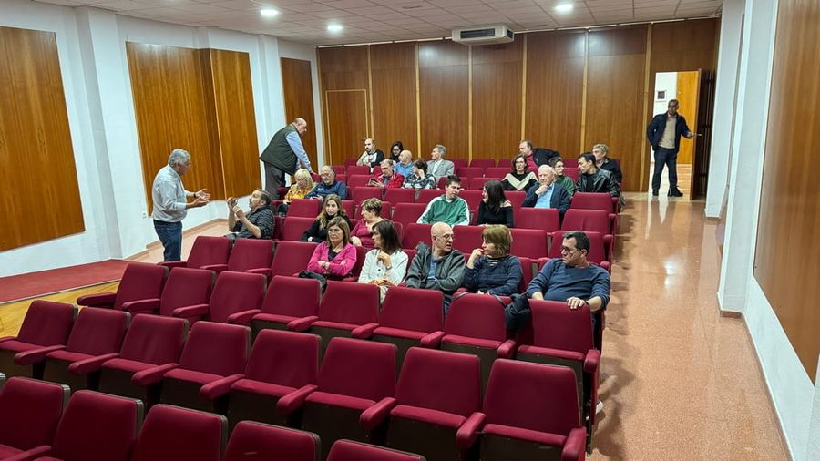 Fotografía de la actividad: Jornada sobre Meteoritos en la Fundación Paurides. (10)