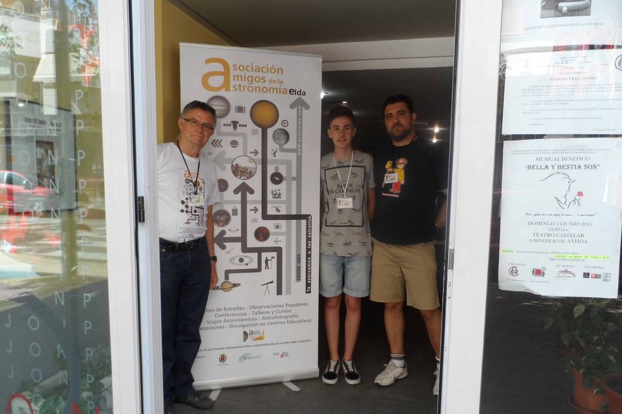 Fotografía de la actividad: Un paseo por las Estrellas de la mano de la Asociación de Amigos de la Astronomía de Elda, el Colegio Padre Manjón y la Obra Social "La Caixa" (1)