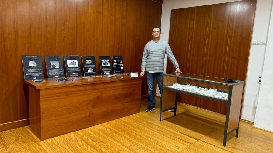 Fotografía de la actividad: Jornada sobre Meteoritos en la Fundación Paurides. (1)