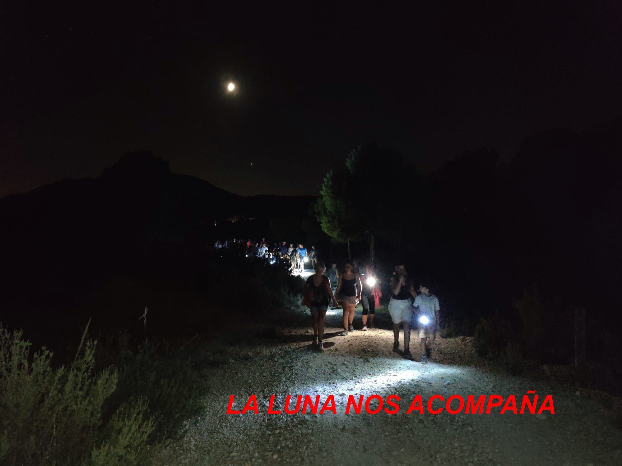 Fotografía de la actividad: Paseo bajo las estrellas 2023. Urbanización MAIGMÓ - TIBI.