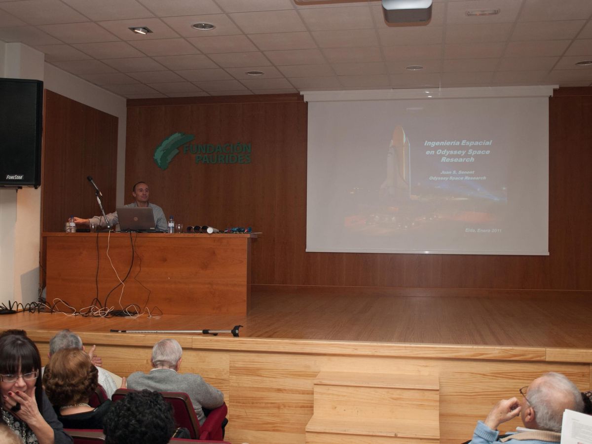 Fotografía de la actividad: Encuentros con la ciencia. Juan Senent