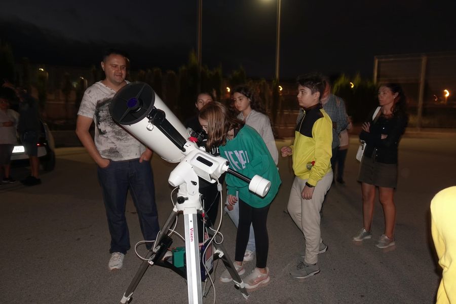 Fotografía de la actividad: Divulgación en Centros de Enseñanza. IES. Monastil de Elda. (4)