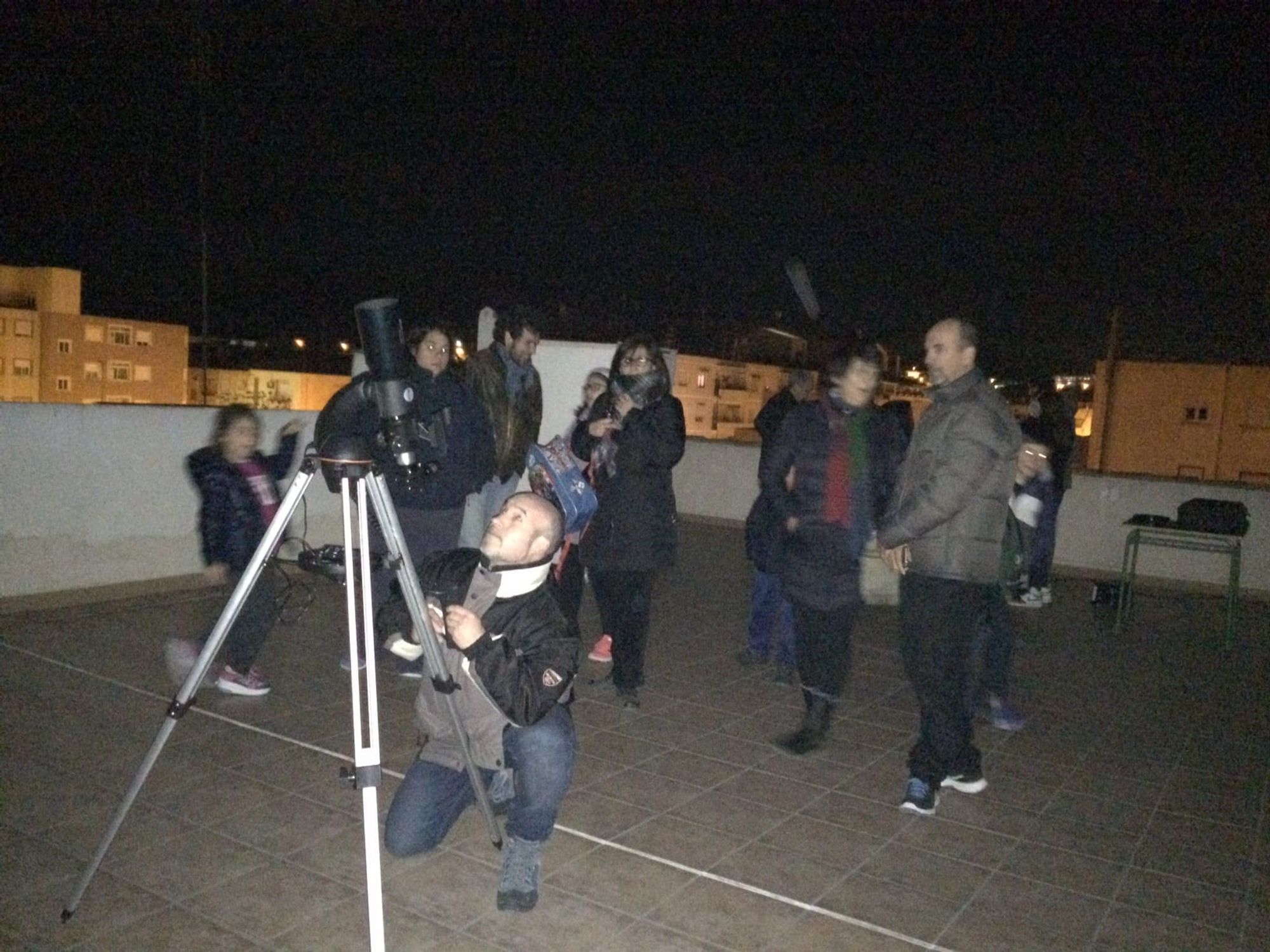 Fotografía de la actividad: Primera Noche de Estrellas del año 2016 desde la terraza de la Fundación Paurides