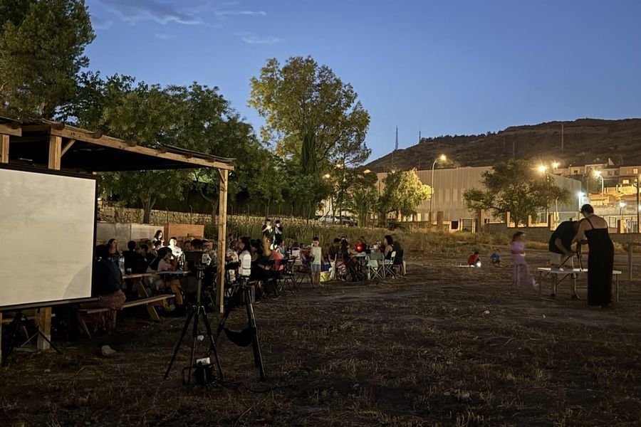 Fotografía de la actividad: Una cena bajo las estrellas en la Casa Colorá de Elda (1)