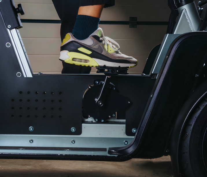 Homepage image Nike shoe and pedal